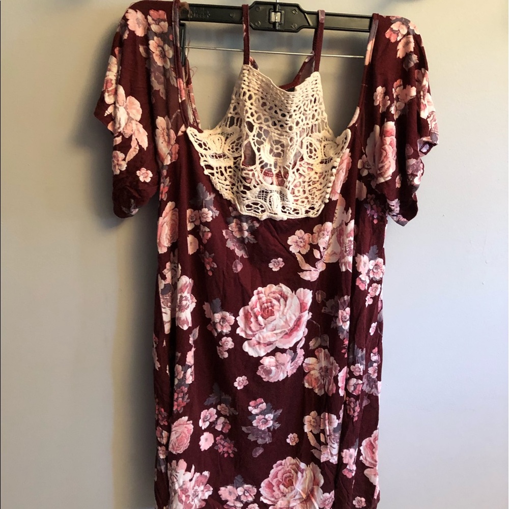 Rue 21 sz L shirt